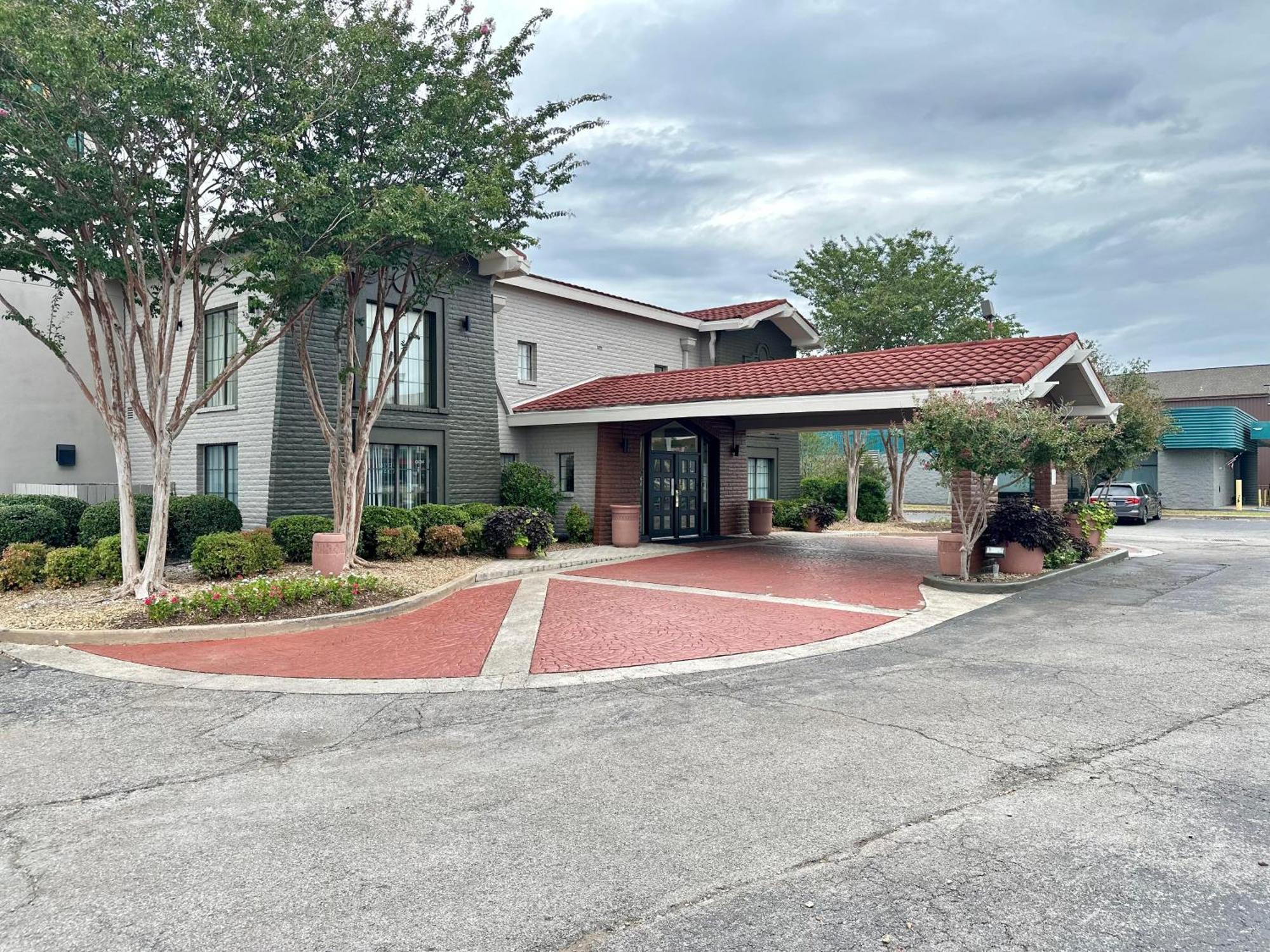 La Quinta Inn By Wyndham Huntsville Research Park Luaran gambar