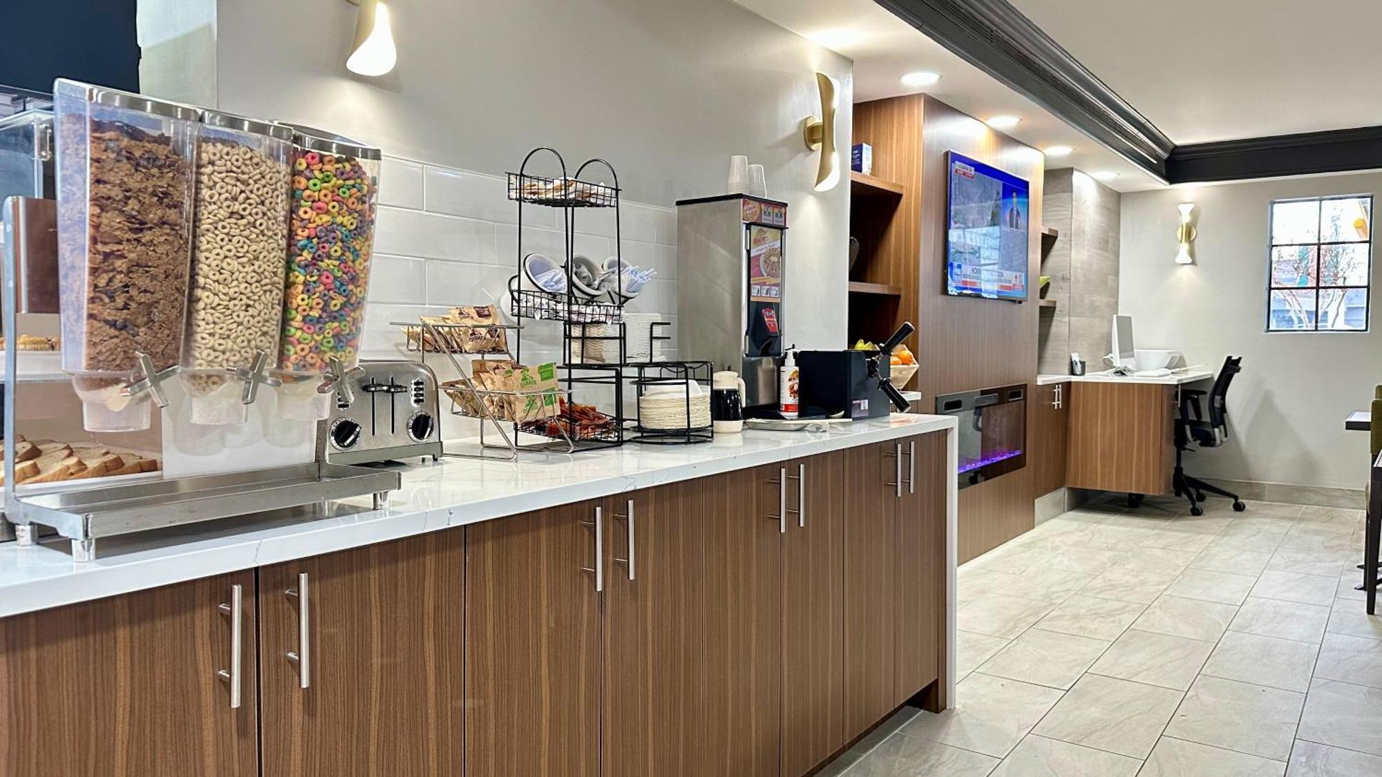 La Quinta Inn By Wyndham Huntsville Research Park Luaran gambar