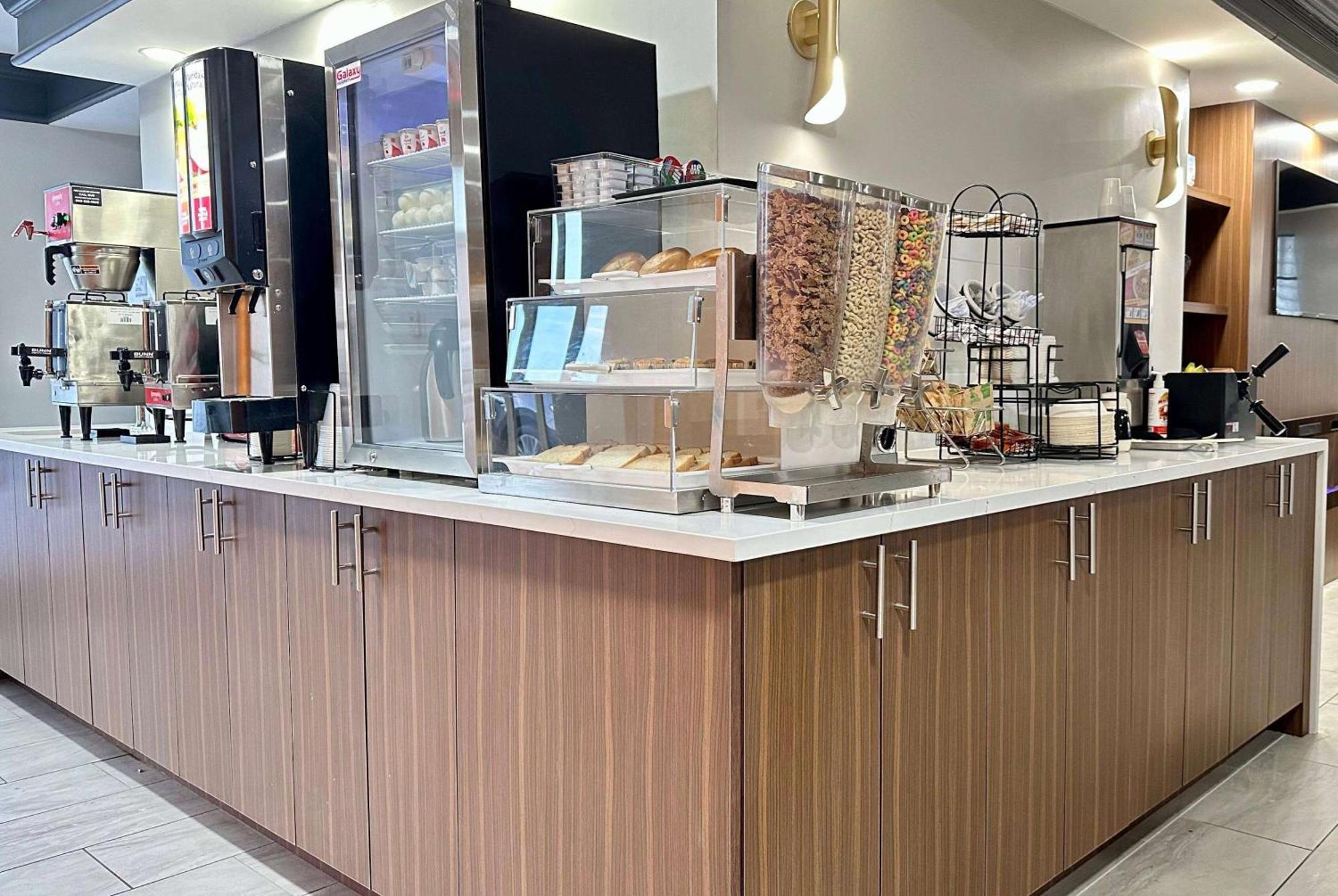 La Quinta Inn By Wyndham Huntsville Research Park Luaran gambar