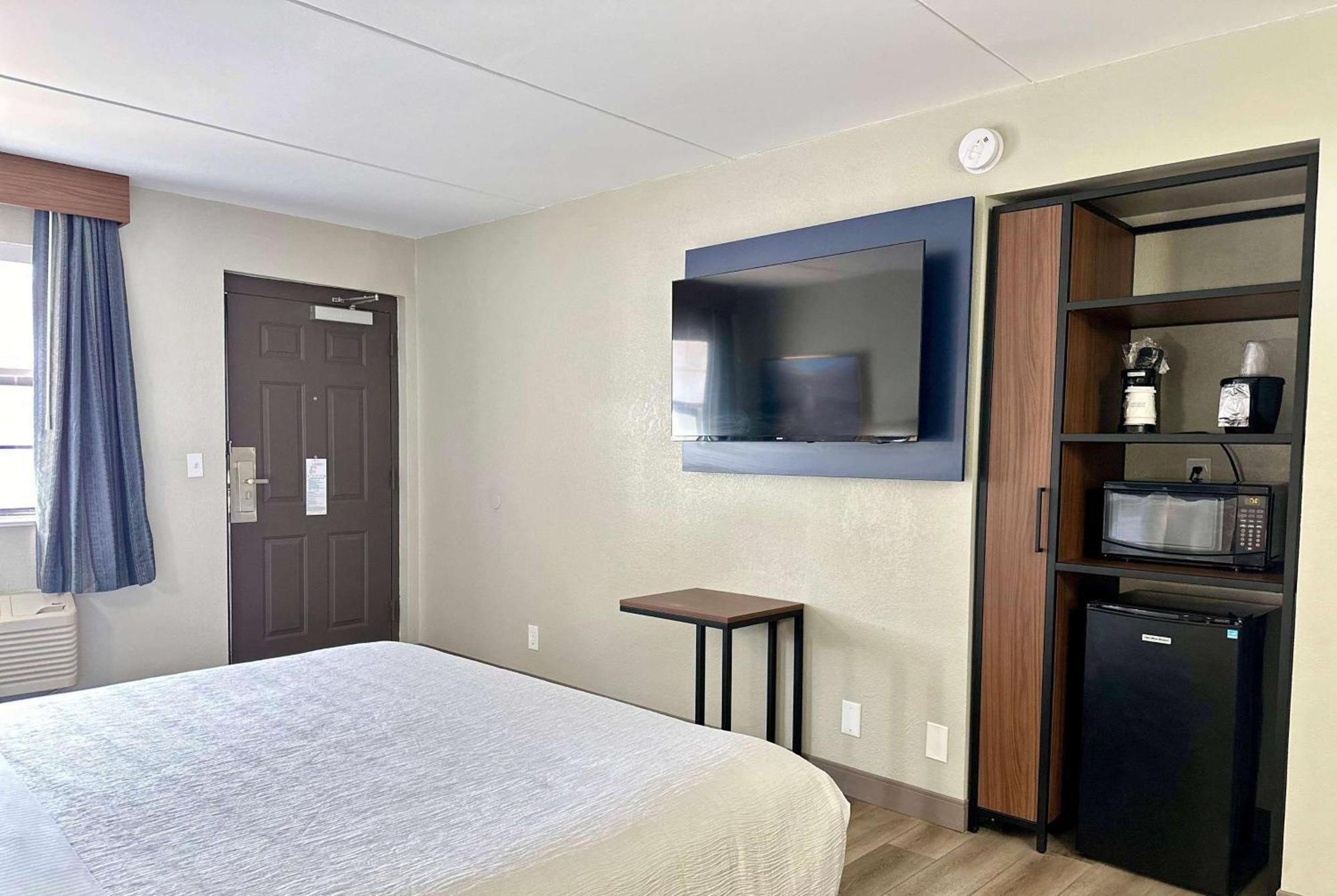 La Quinta Inn By Wyndham Huntsville Research Park Luaran gambar
