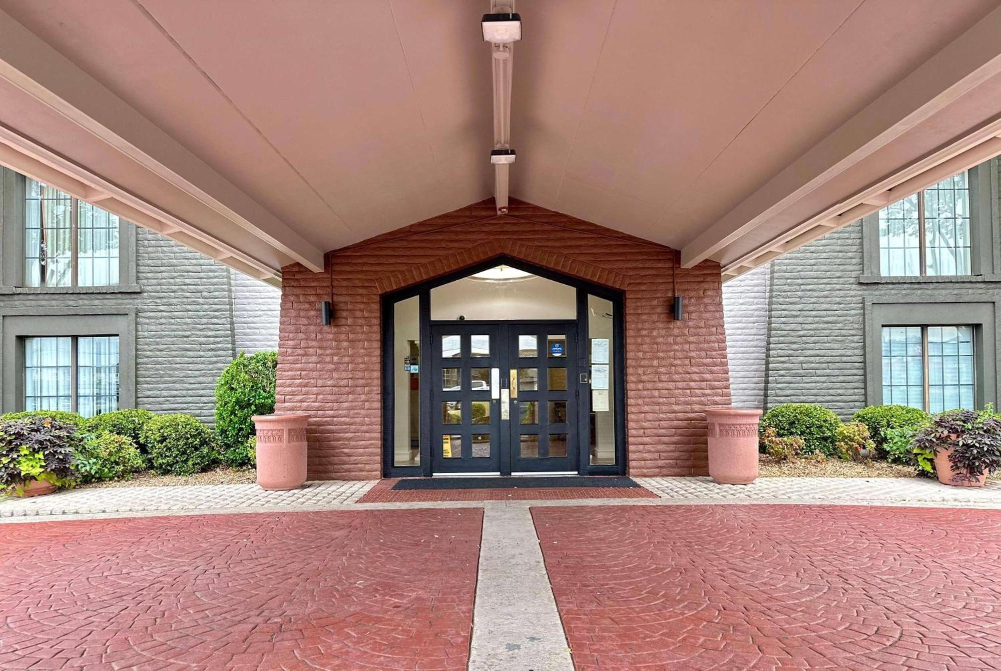 La Quinta Inn By Wyndham Huntsville Research Park Luaran gambar