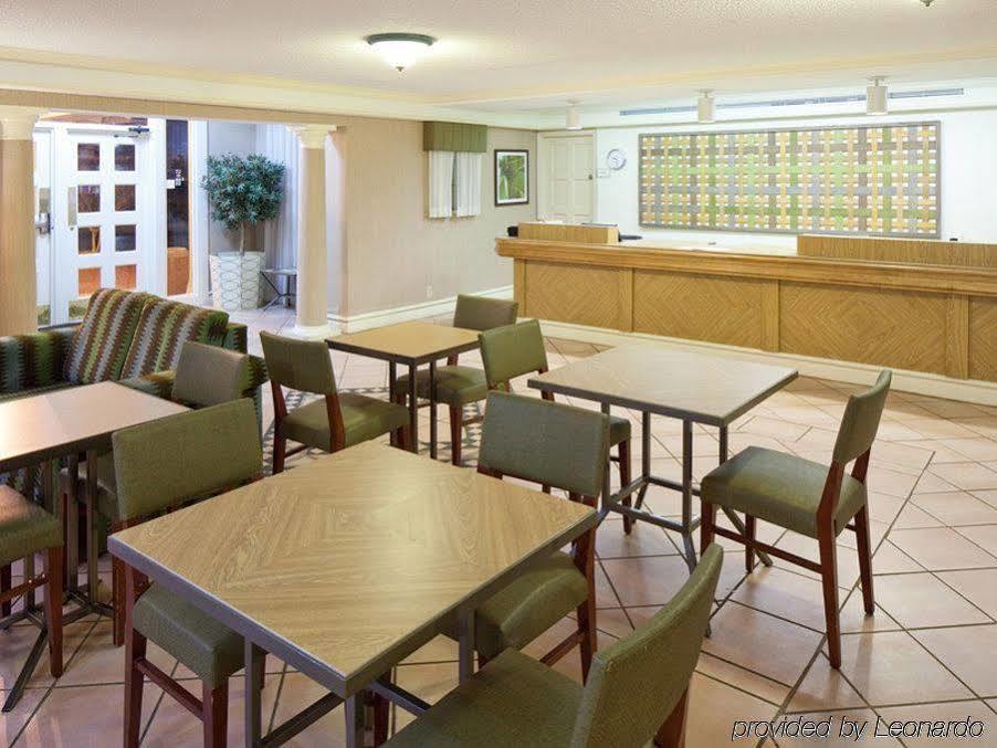 La Quinta Inn By Wyndham Huntsville Research Park Luaran gambar