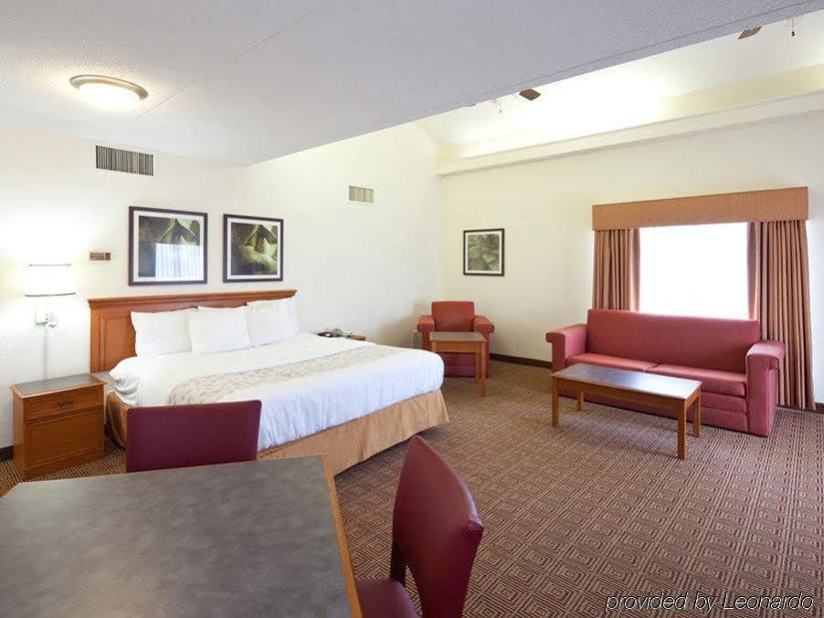 La Quinta Inn By Wyndham Huntsville Research Park Luaran gambar